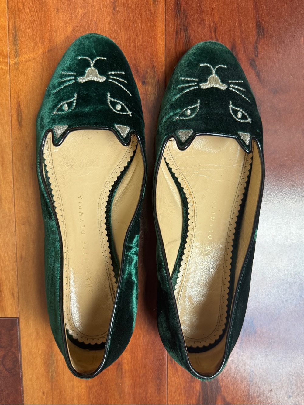 Charlotte Olympia Emerald Green Velvet Cat-Embroidered Flats